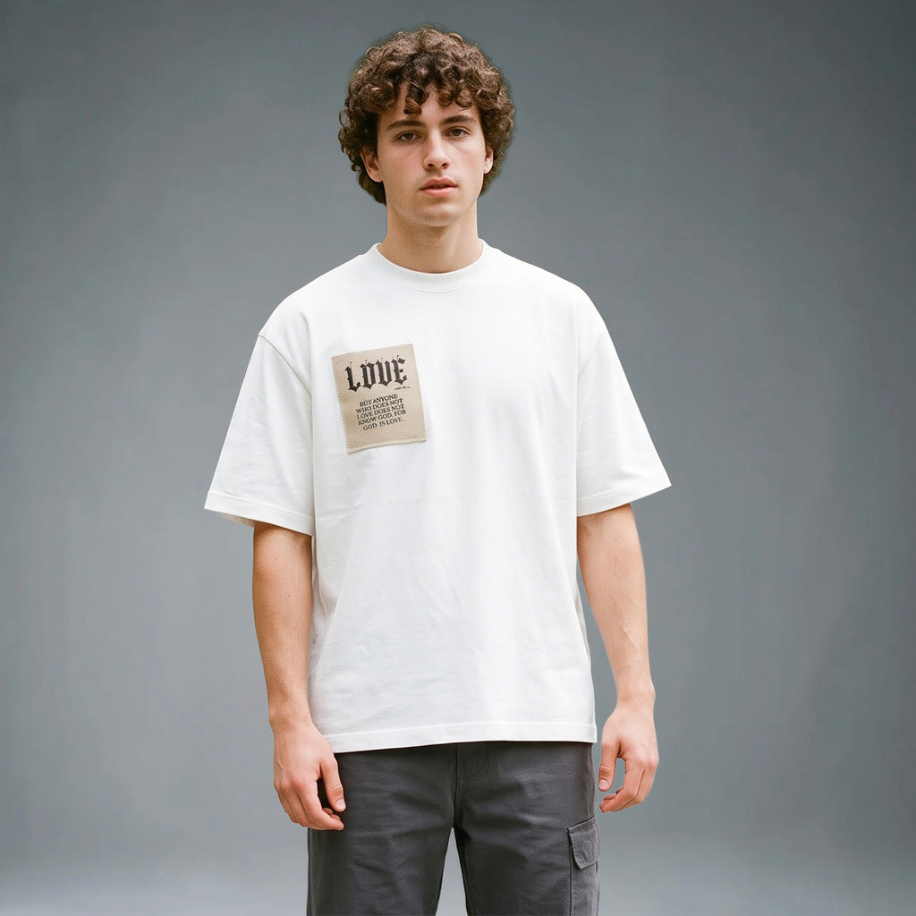 God is Love - Oversized Tshirt