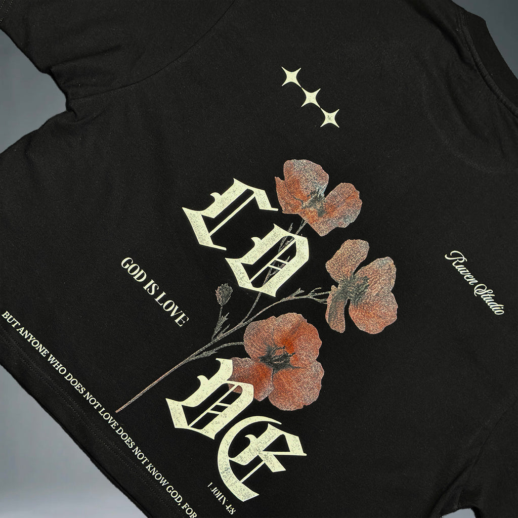 God is Love - Cropped Oversized Tshirt
