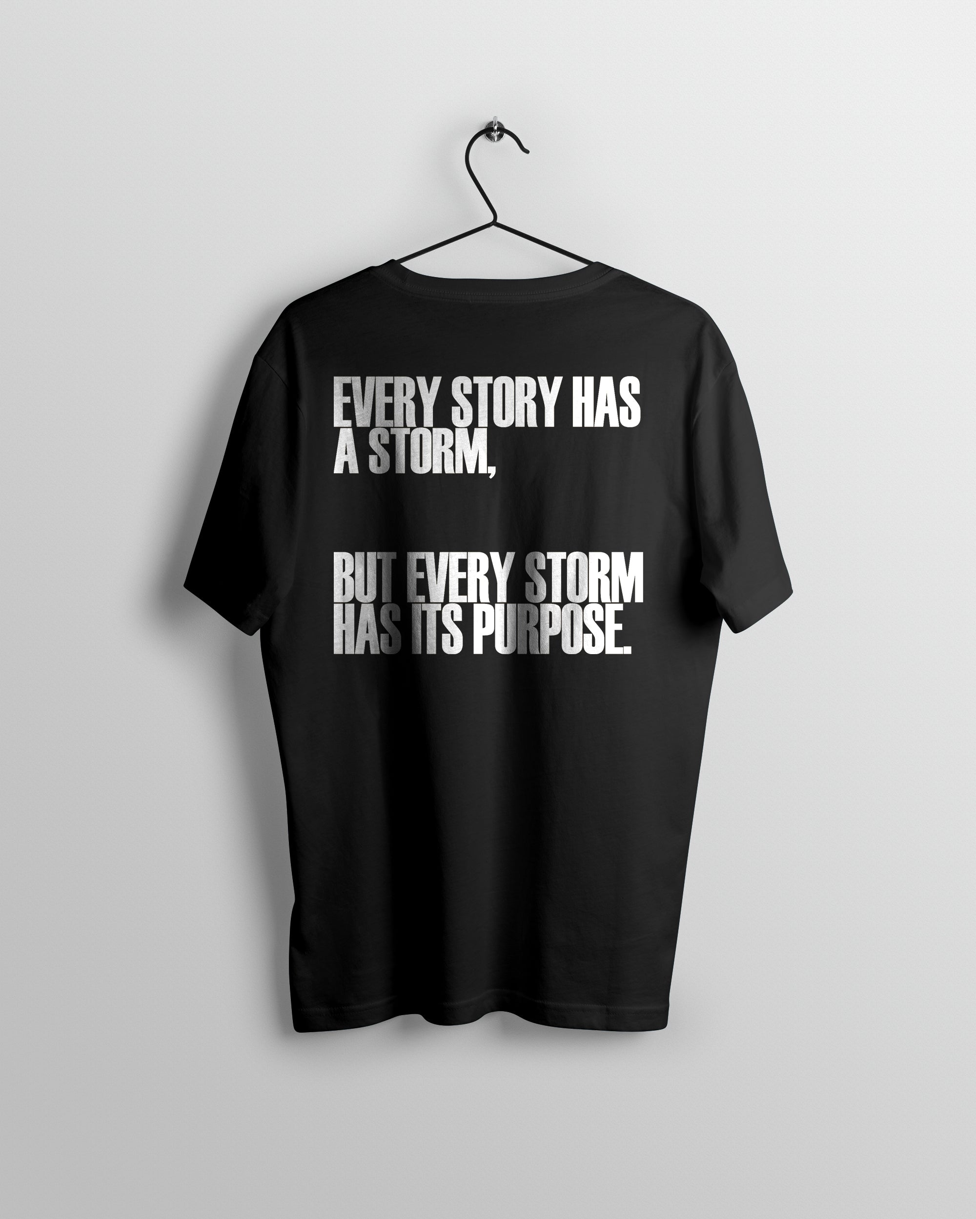 A STORM - Oversized Tshirt